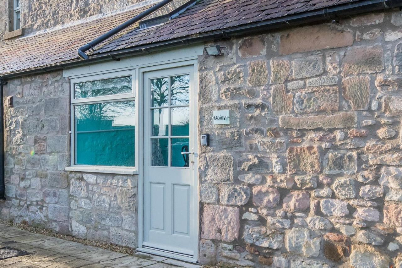 Host & Stay - Daisy Cottage Bamburgh Exterior foto